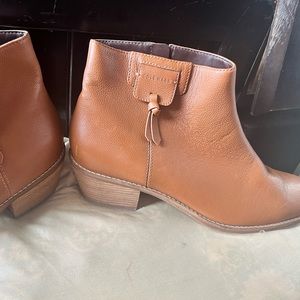 Cole Haan Carmel color Ankle Boots size 10